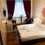 The Aga\'s Hotel Berlin