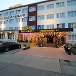 The Aga\'s Hotel Berlin