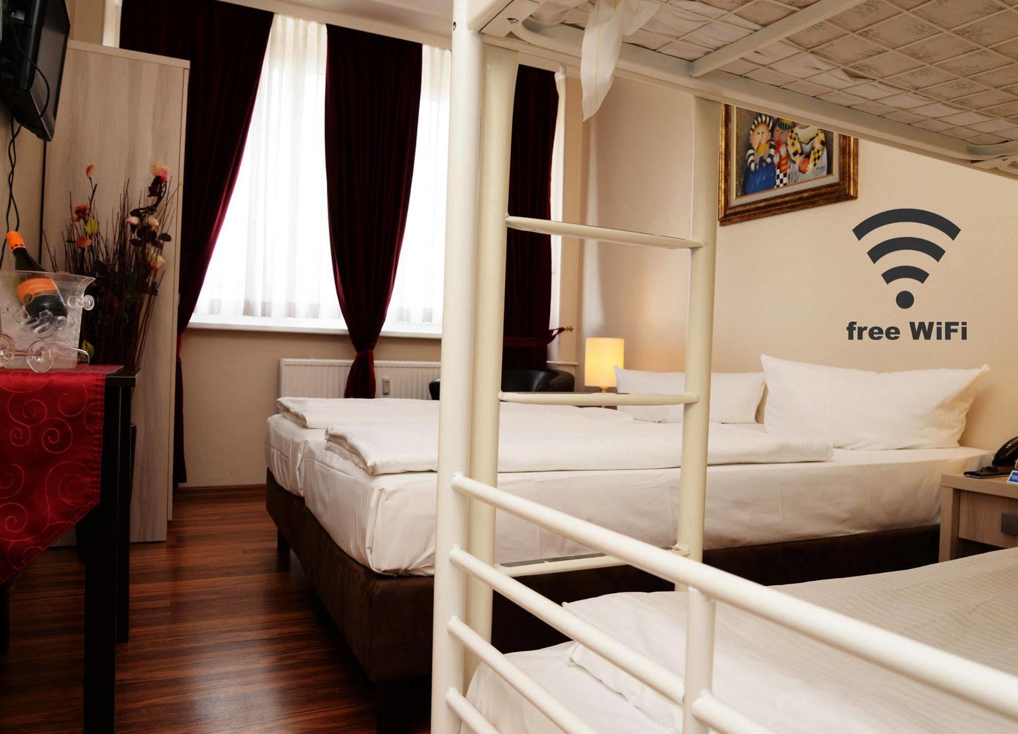 Hotel The Aga's Berlim